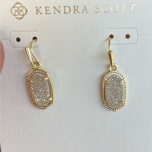 NWT Kendra Scott Gold Lee Drop Earring Iridescent Drusy